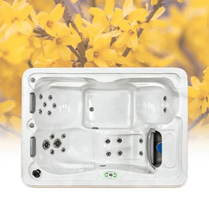 Forsythia Garden Spa hot tub